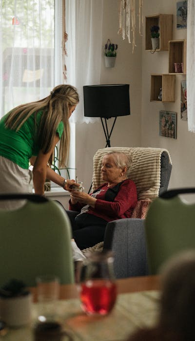 Cuidados em casa de repouso